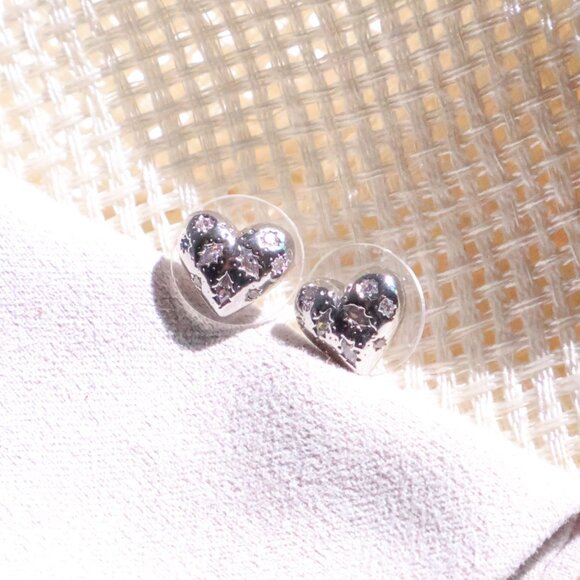 Kendra Scott Holland White CZ Heart Stud Earrings - Silver - Picture 2 of 2